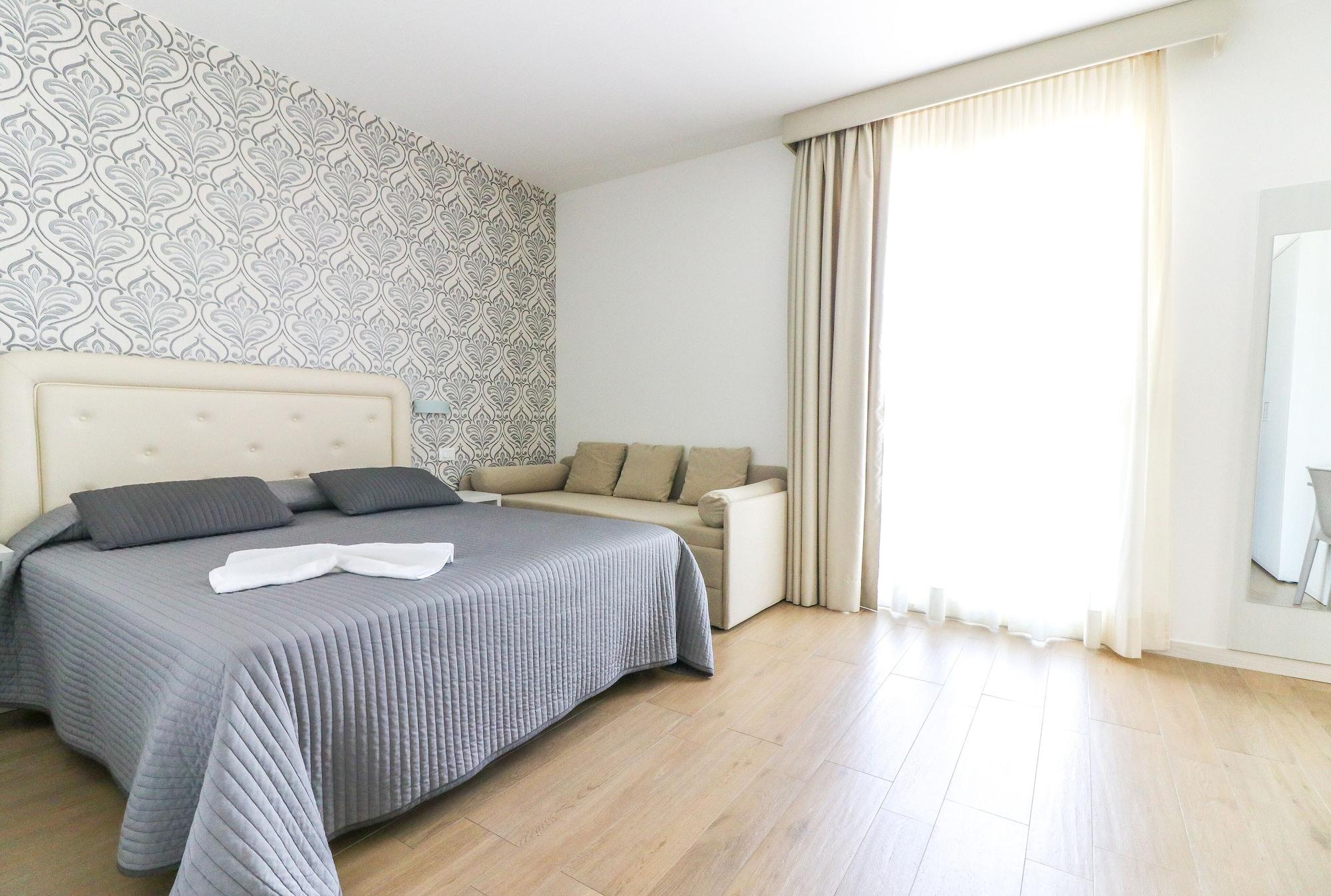 Hotel Jesulum Lido di Jesolo Exterior photo